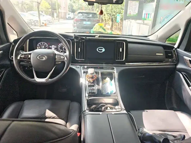 GAC Trumpchi M8 — Фото автомобиля 10