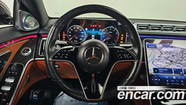Mercedes-Benz S-Class — Фото автомобиля 12