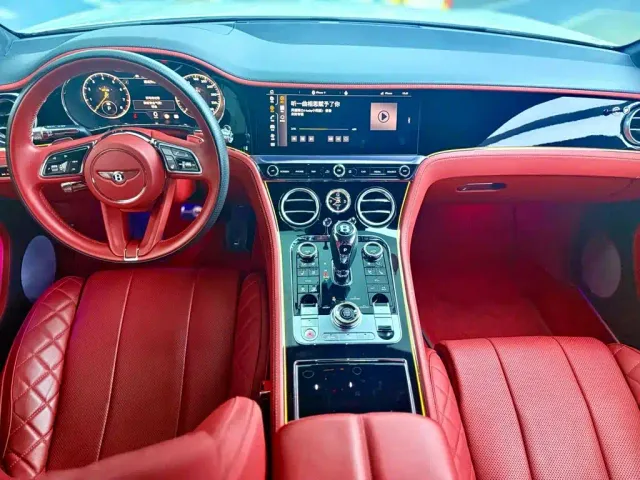 Bentley Continental — Фото автомобиля 11