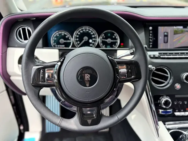 Rolls-Royce Cullinan — Фото автомобиля 6