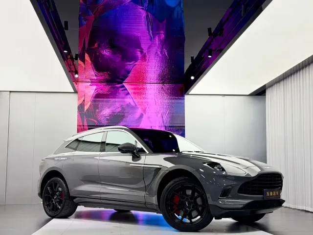 Aston Martin DBX — Фото автомобиля 4