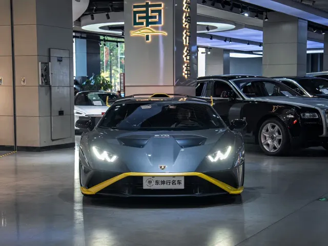 Lamborghini Huracan — Фото автомобиля 2