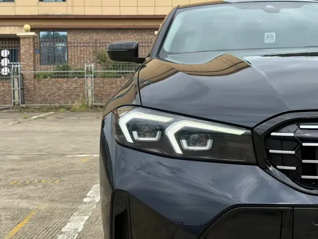 BMW 3 Series — Фото автомобиля 14