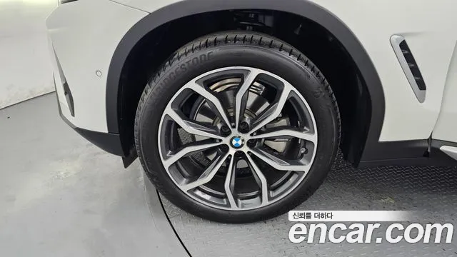 BMW X4 — Фото автомобиля 5