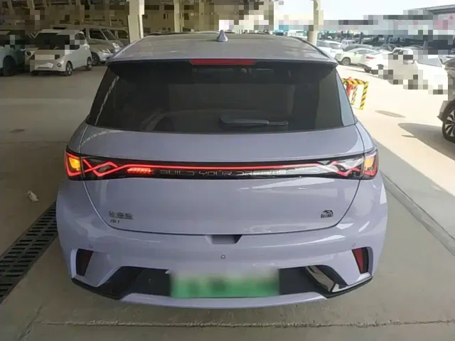 BYD Dolphin — Фото автомобиля 5