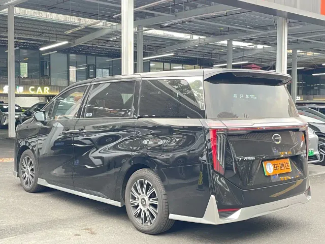 GAC Trumpchi Xiangwang M8 — Фото автомобиля 6