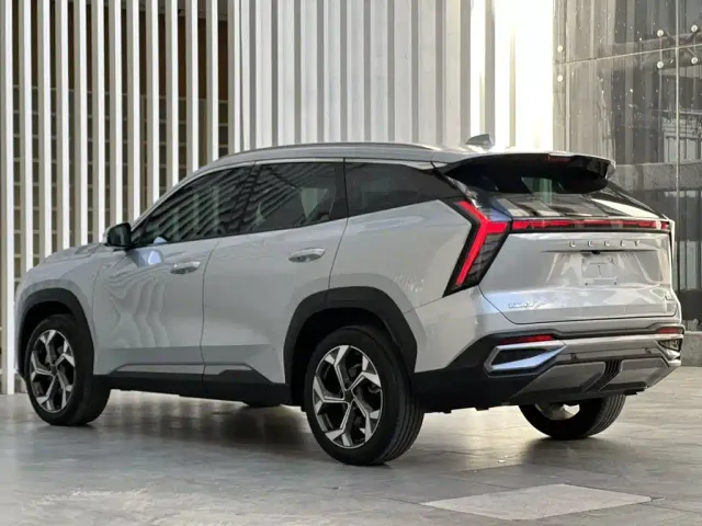 Geely Boyue L — Фото автомобиля 6