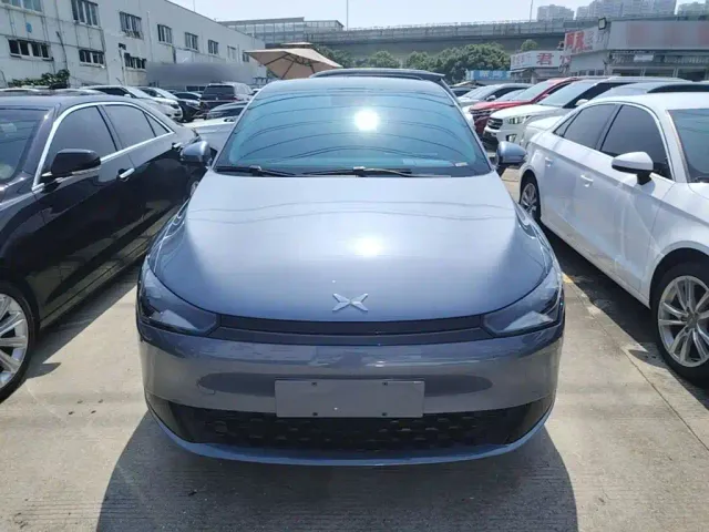 Xpeng P5 — Фото автомобиля 2