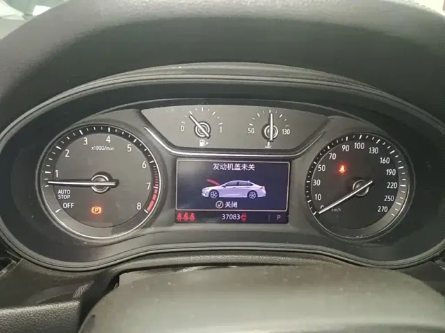 Buick Regal — Фото автомобиля 7
