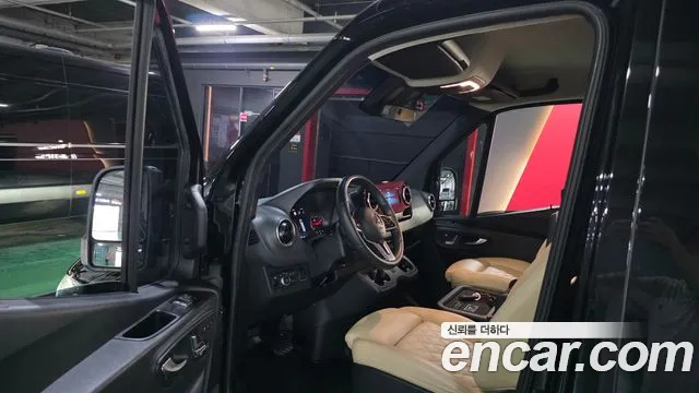 Mercedes-Benz Sprinter — Фото автомобиля 10