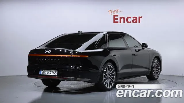 Hyundai Grandeur GN7 — Фото автомобиля 2