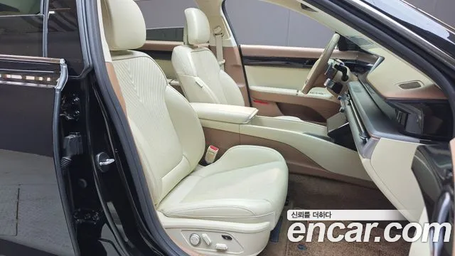 Hyundai Grandeur GN7 — Фото автомобиля 18