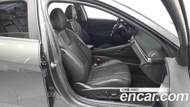 Hyundai AVANTE Inspiration — Фото автомобиля 26