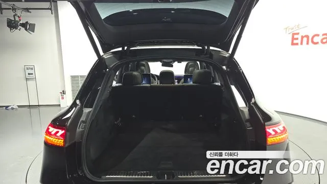 Mercedes-Benz EQS — Фото автомобиля 28