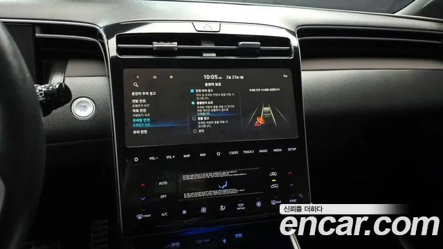Hyundai Tucson Tucson (NX4) Бензин 1.6 Turbo 4WD — Фото автомобиля 15