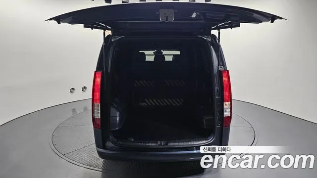 Hyundai Staria Staria L3.5 Карго 5 мест — Фото автомобиля 20