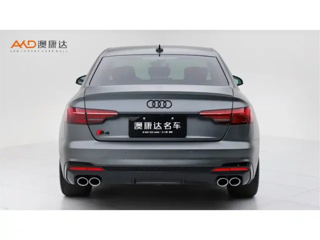 Audi S4 — Фото автомобиля 4