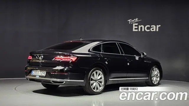 Volkswagen Arteon — Фото автомобиля 2