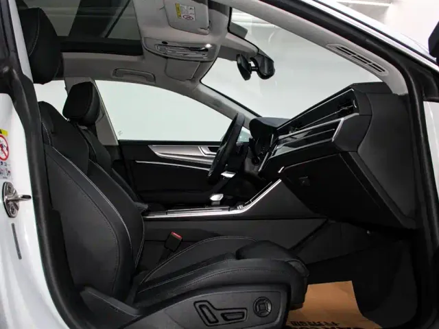 Audi A7 — Фото автомобиля 14