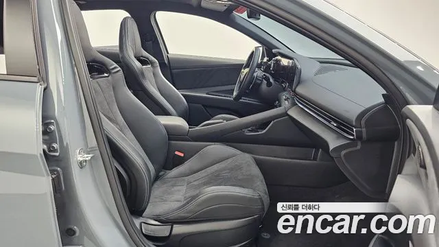 Hyundai AVANTE — Фото автомобиля 10