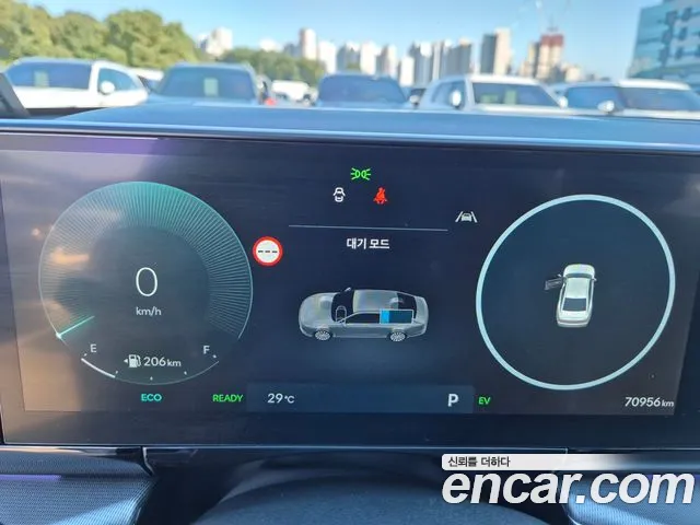 Hyundai Grandeur GN7 — Фото автомобиля 16