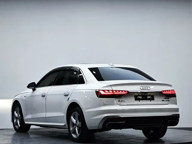 Audi A4L — Фото автомобиля 20