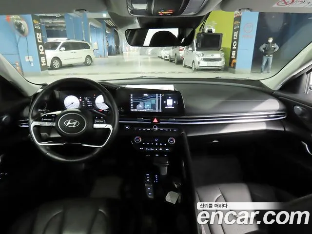 Hyundai Avante CN7 — Фото автомобиля 7