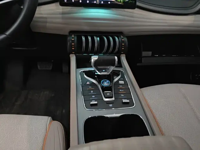 BYD Yuan PLUS — Фото автомобиля 13