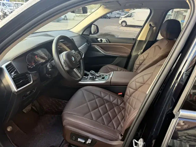 BMW X5 — Фото автомобиля 7