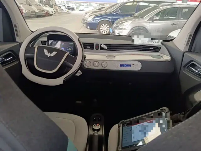 Wuling Hongguang Mini EV — Фото автомобиля 9
