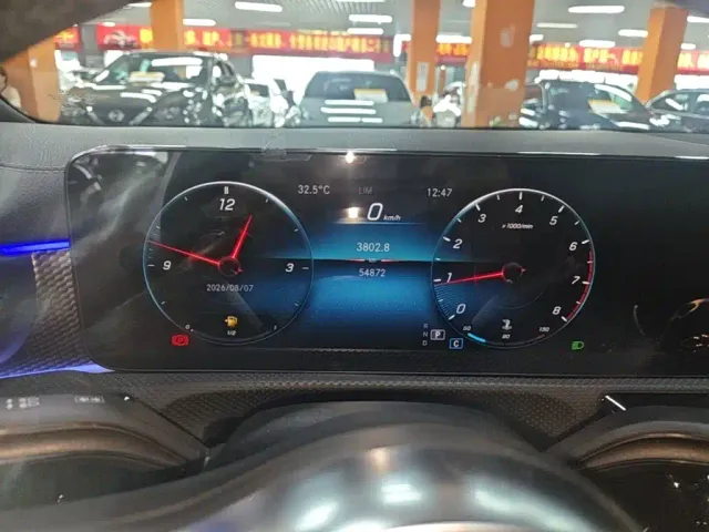 Mercedes-Benz A-Class — Фото автомобиля 11