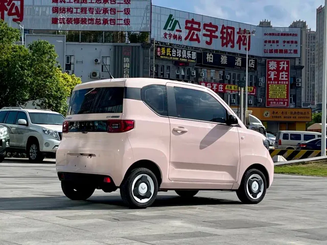 Wuling Hongguang Mini EV — Фото автомобиля 7