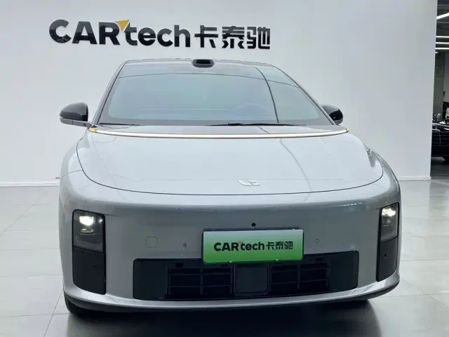 Li Auto i6 — Фото автомобиля 12