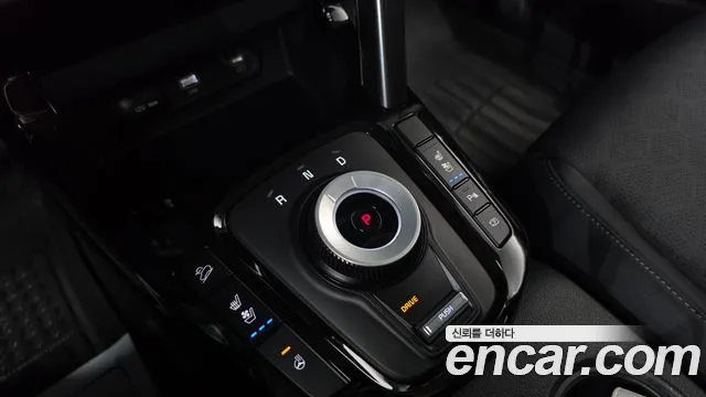 Kia Seltos New — Фото автомобиля 12