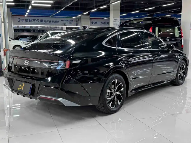 Hyundai Sonata — Фото автомобиля 6