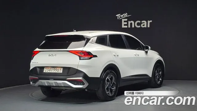 Kia Sportage Sportage 5-е поколение Бензин 1.6 турбо 2WD — Фото автомобиля 2