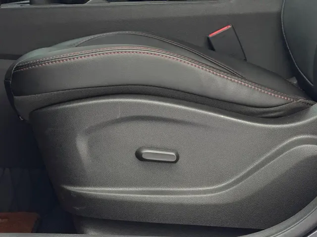 Chevrolet Orlando — Фото автомобиля 22