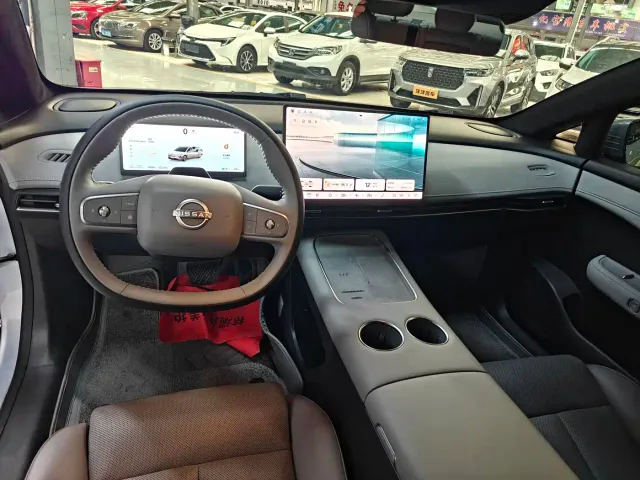 Nissan N7 — Фото автомобиля 2