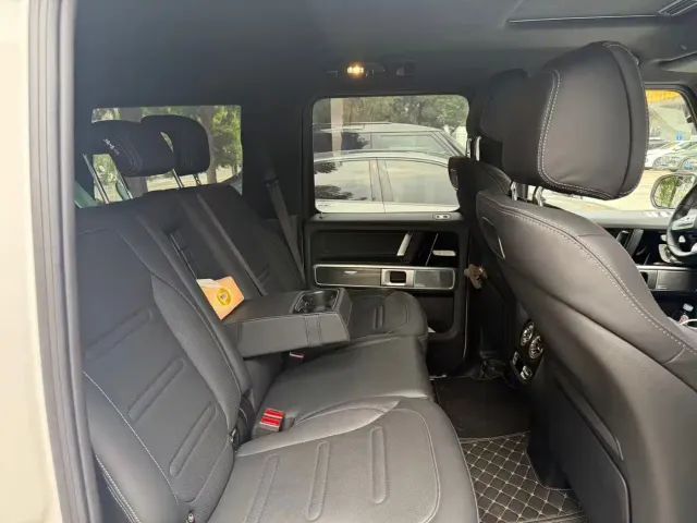 Mercedes-Benz G-Class — Фото автомобиля 4