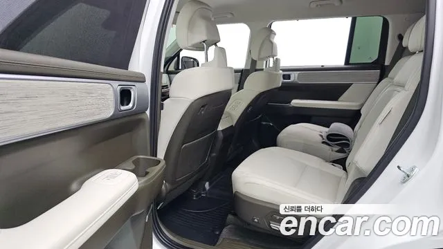 Hyundai Santafe Santa Fe (MX5) Бензин 2.5T 4WD — Фото автомобиля 10