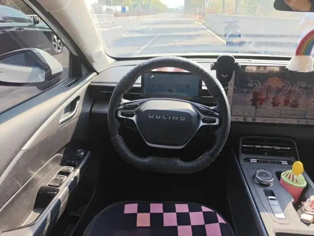 Wuling Starlight — Фото автомобиля 11