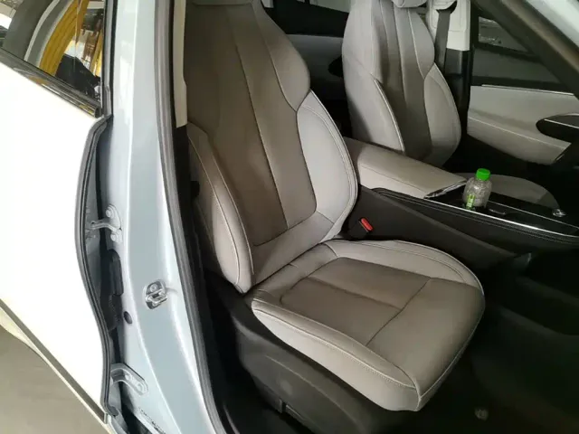 Buick E5 — Фото автомобиля 24
