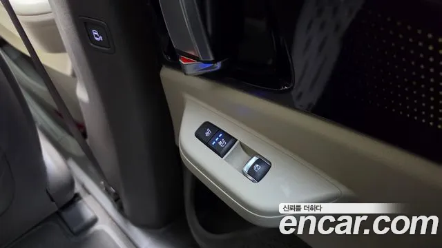 Kia Carnival — Фото автомобиля 18