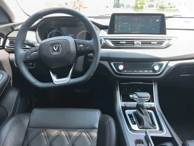 Changan Ruicheng CC — Фото автомобиля 8