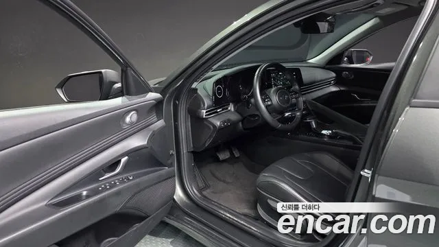 Hyundai Avante CN7 — Фото автомобиля 15