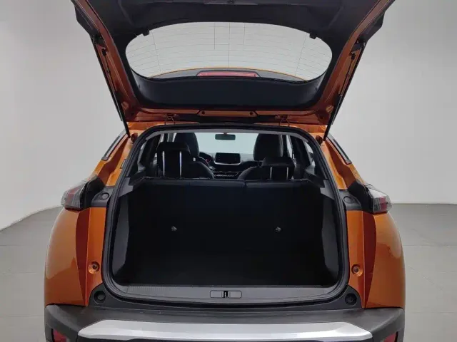 Peugeot 2008 — Фото автомобиля 16