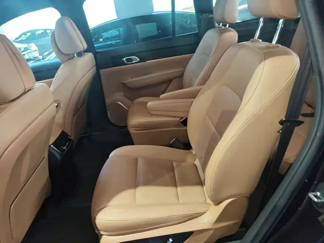 Li Auto ONE — Фото автомобиля 16