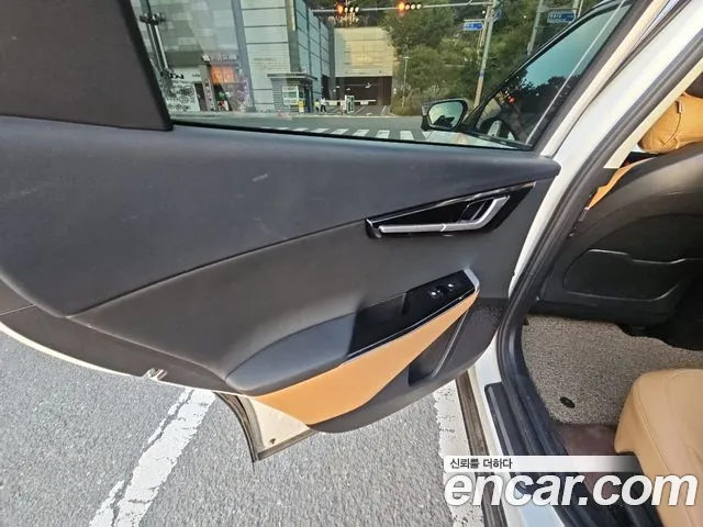 Kia EV6 — Фото автомобиля 17