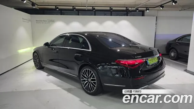 Mercedes-Benz S-Class — Фото автомобиля 3