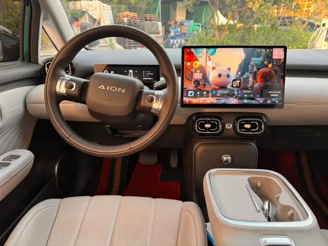 GAC Aion UT — Фото автомобиля 18